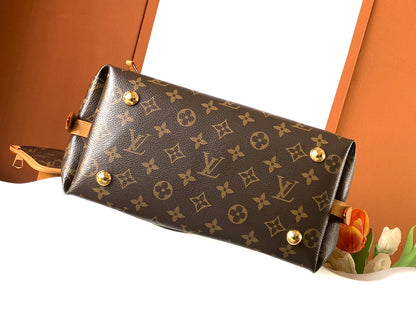 LUXR11