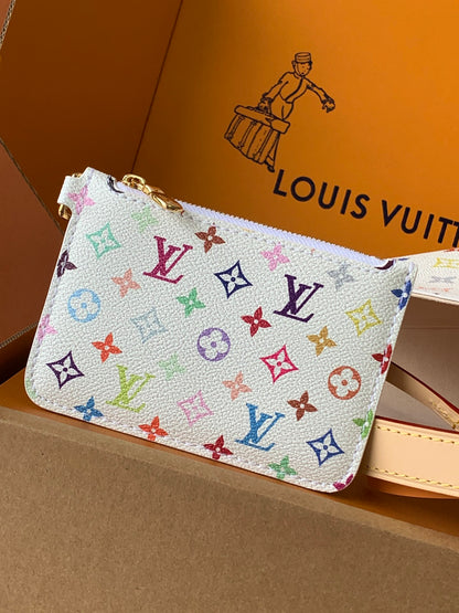 LUXR13