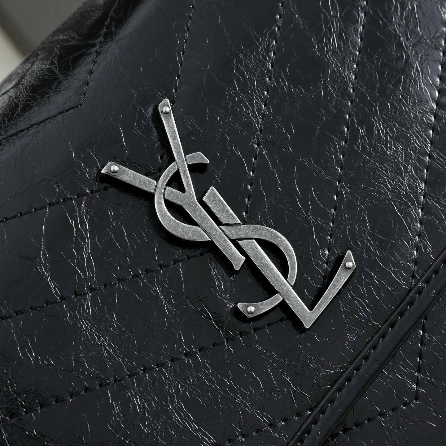 633158-L