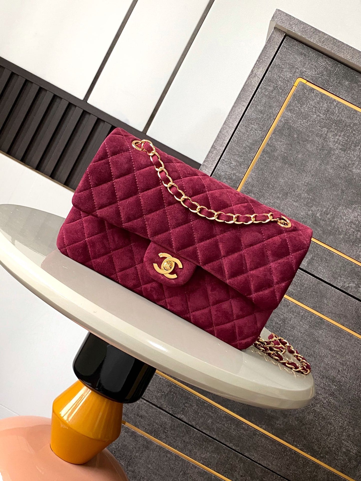 LUXR40