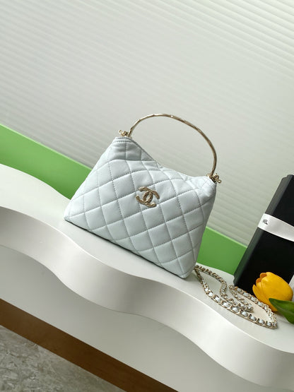LUXR217