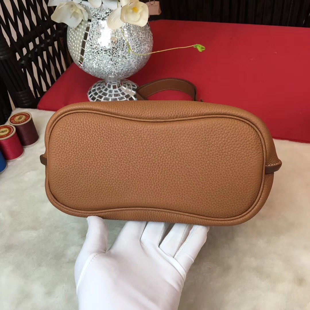 LUXR142