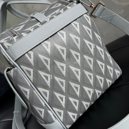 LUXR112