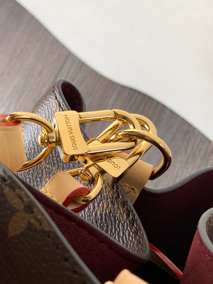 LUXR4