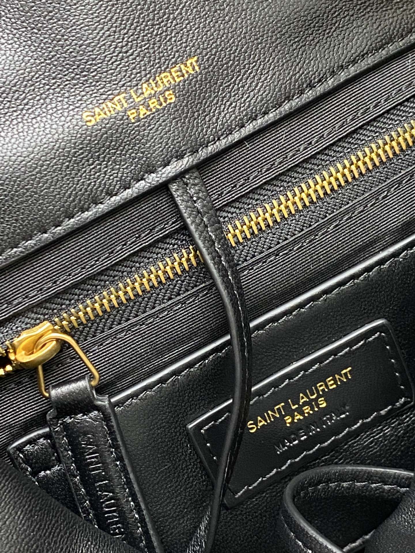 LUXR182