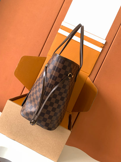 LUXR1