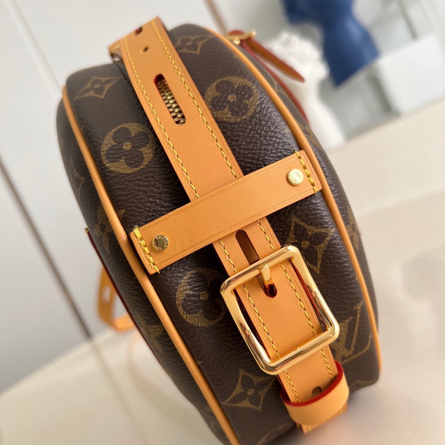 M45647