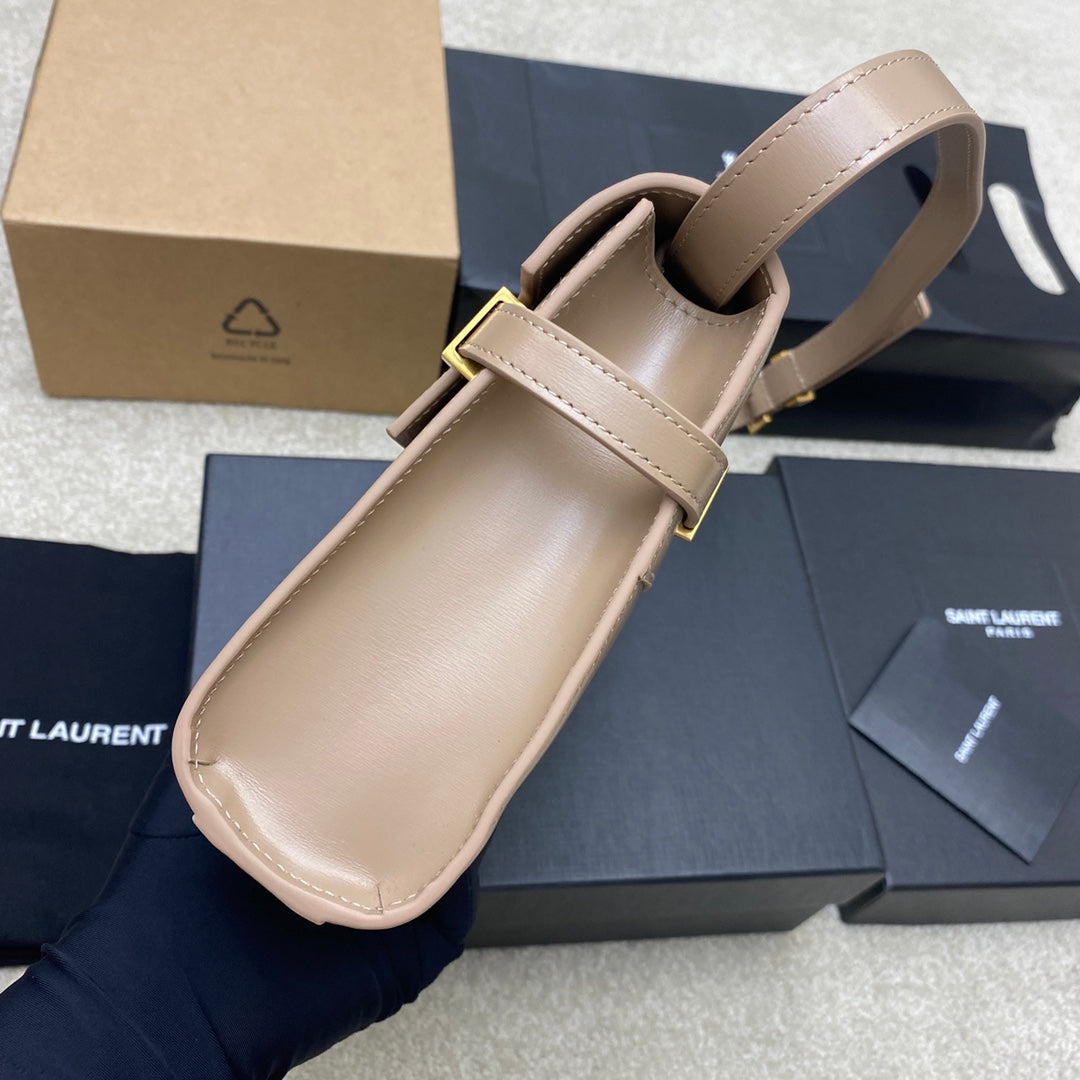 LUXR180