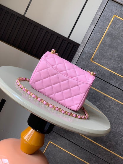 LUXR74