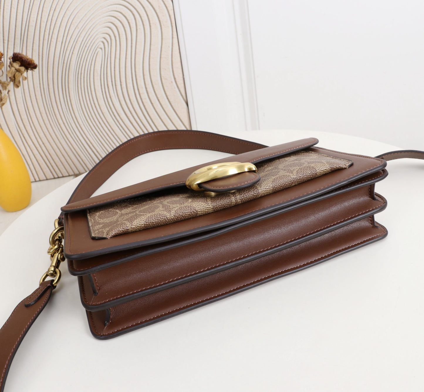 C1032-BR