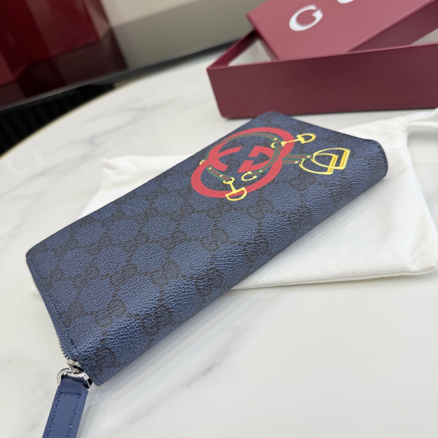 LUXR154