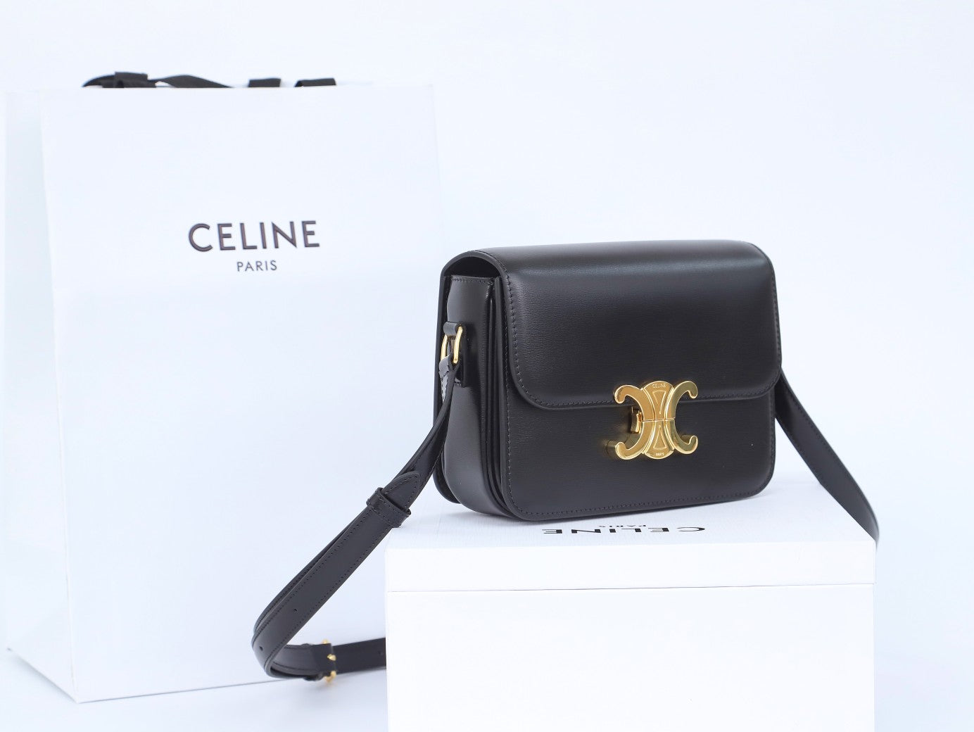 LUXR205