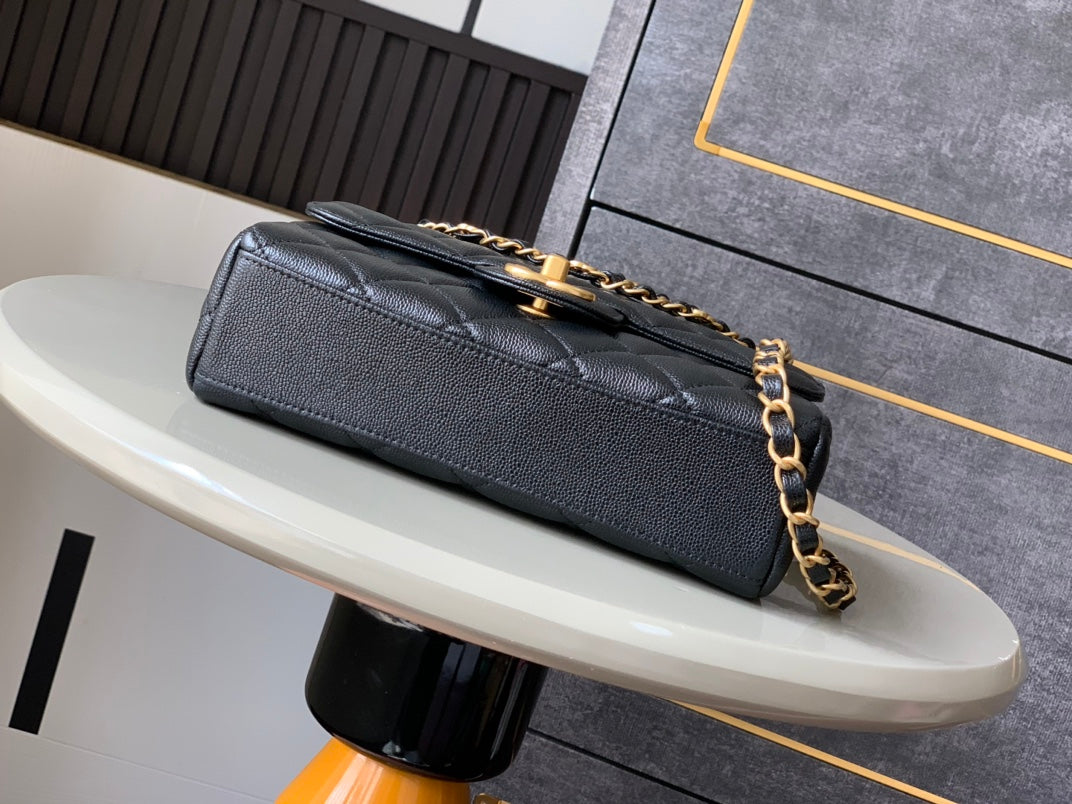 LUXR75