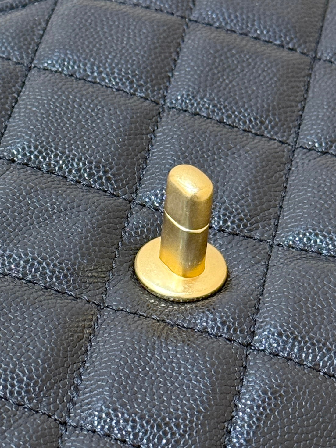 LUXR56