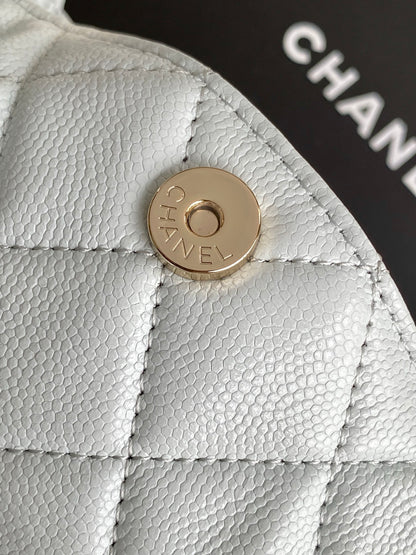 LUXR217
