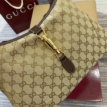 LUXR160