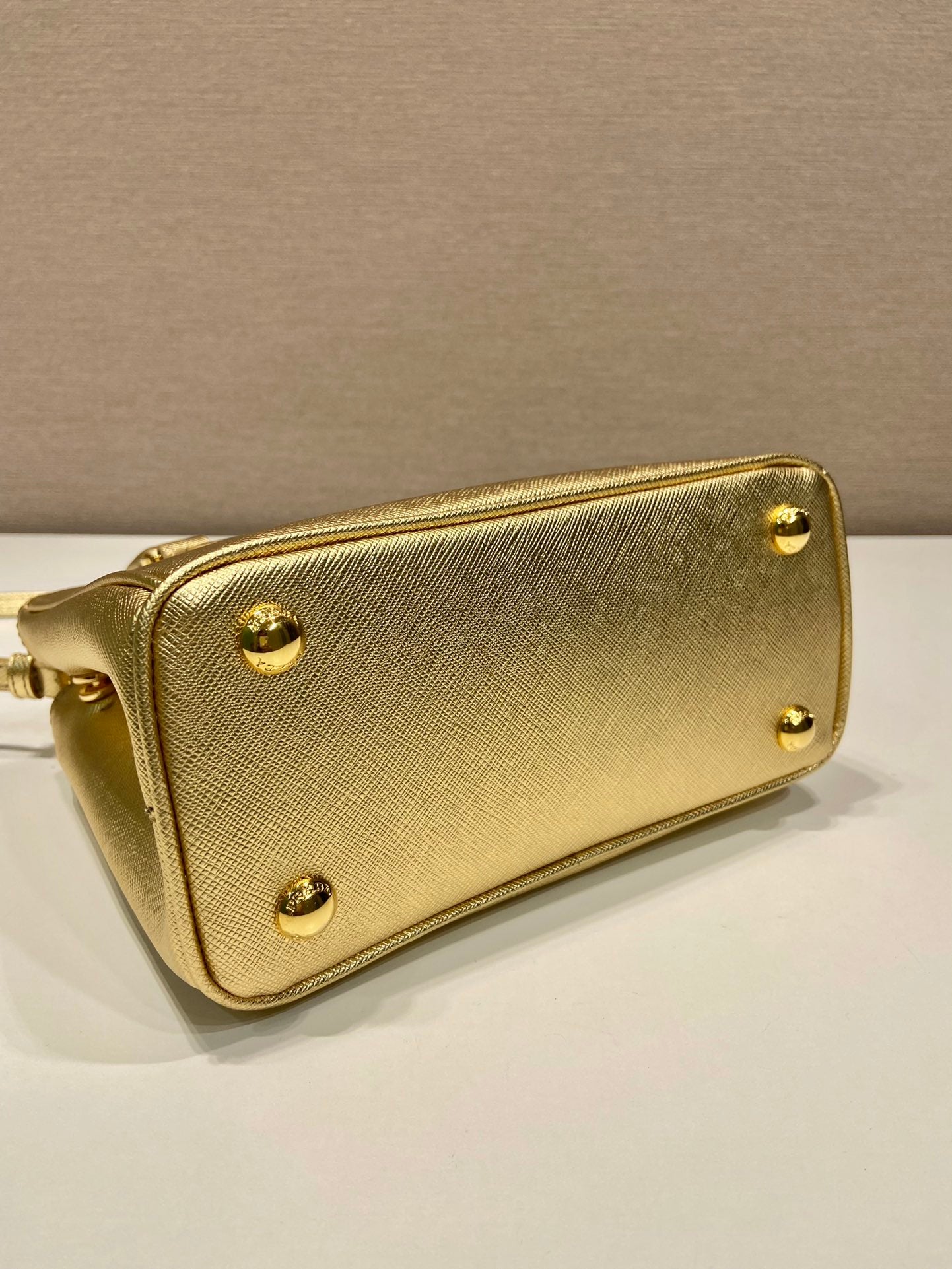 1BA906