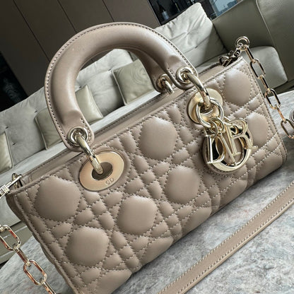 LUXR117