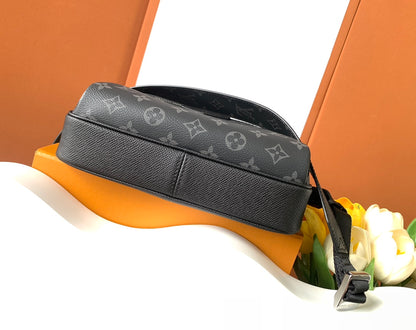 LUXR17