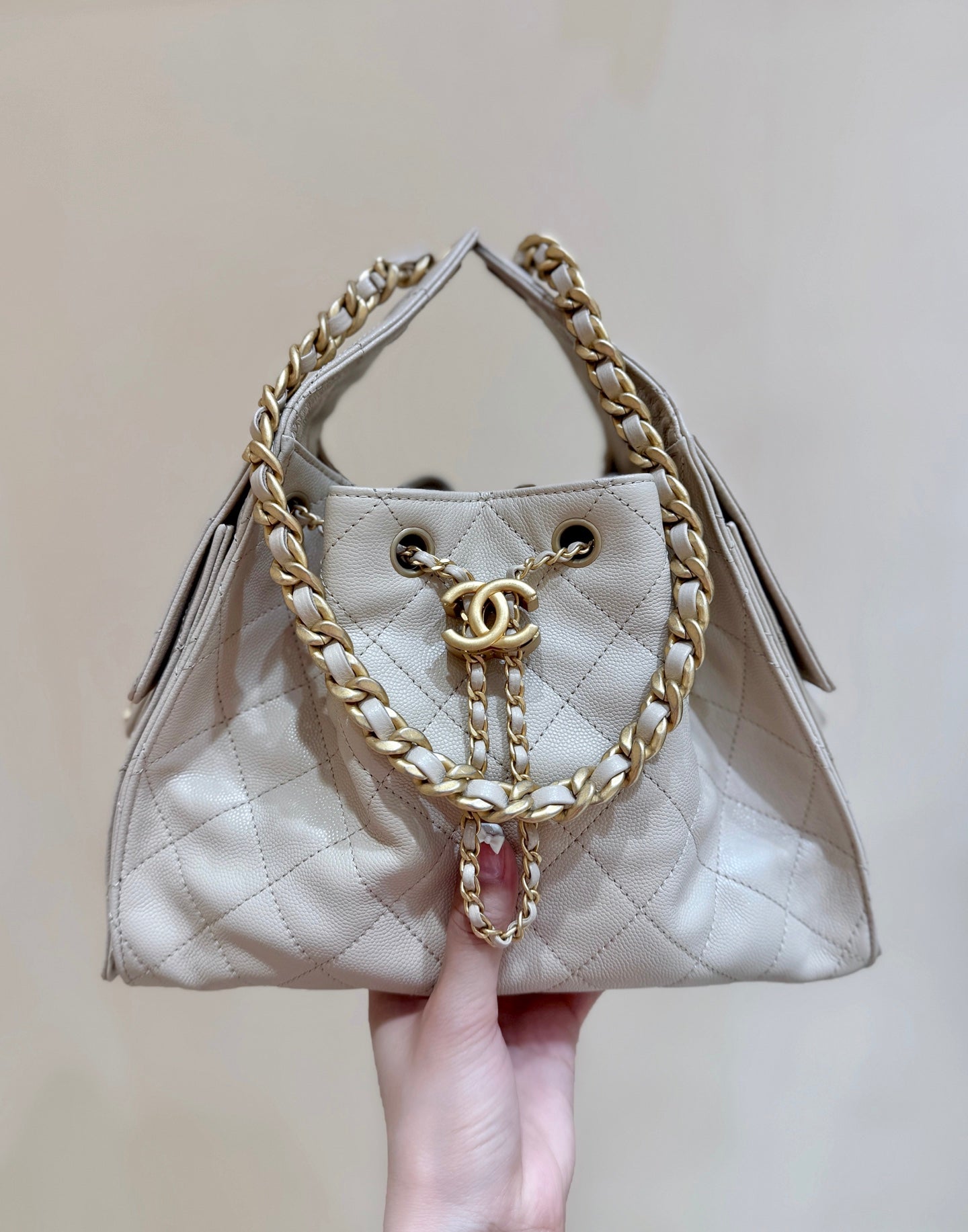 LUXR57