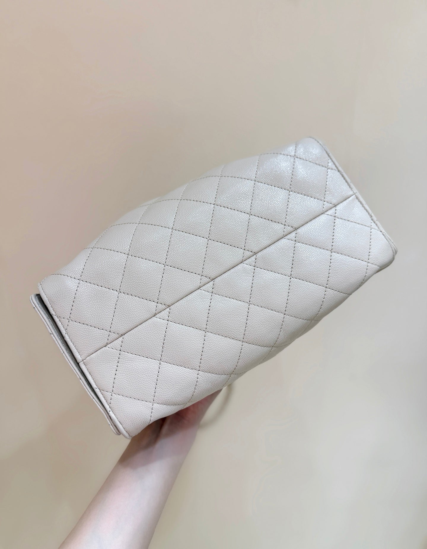 LUXR57