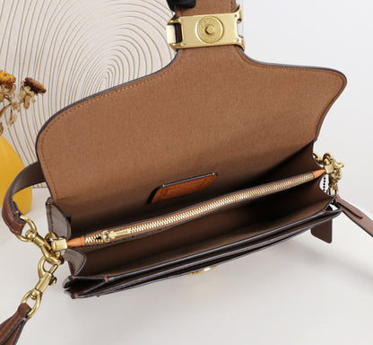 C1032-BR