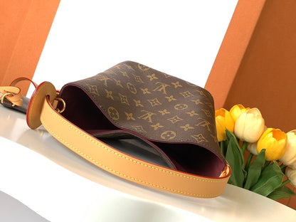LUXR12