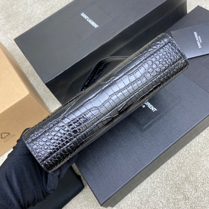 LUXR178