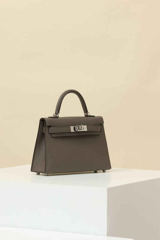 LUXR139