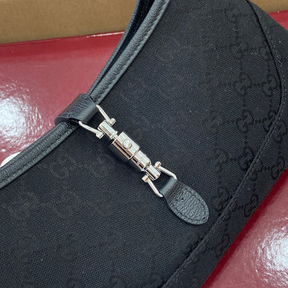 LUXR159